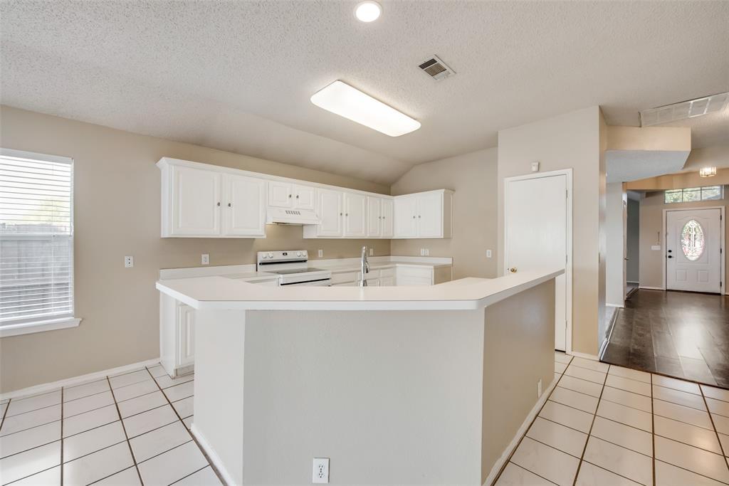 Shadow Lakes North - Residential Lease