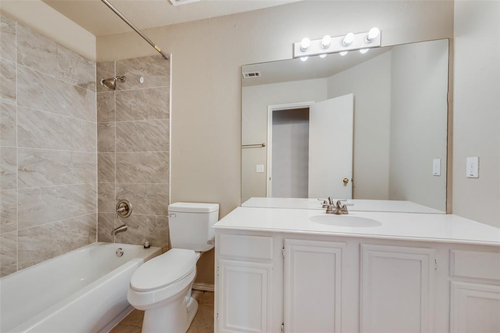 Shadow Lakes North - Residential Lease