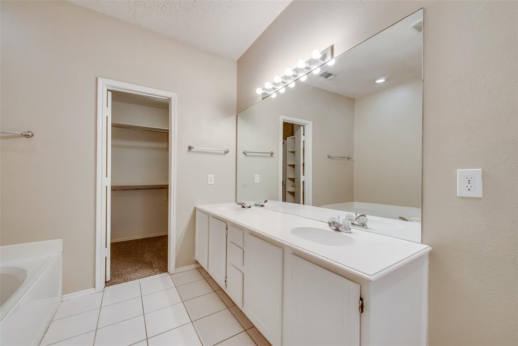 Shadow Lakes North - Residential Lease