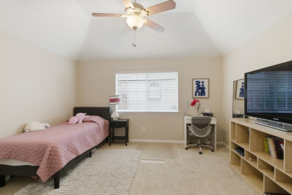 Lakes Of Highland Oaks The - Residential