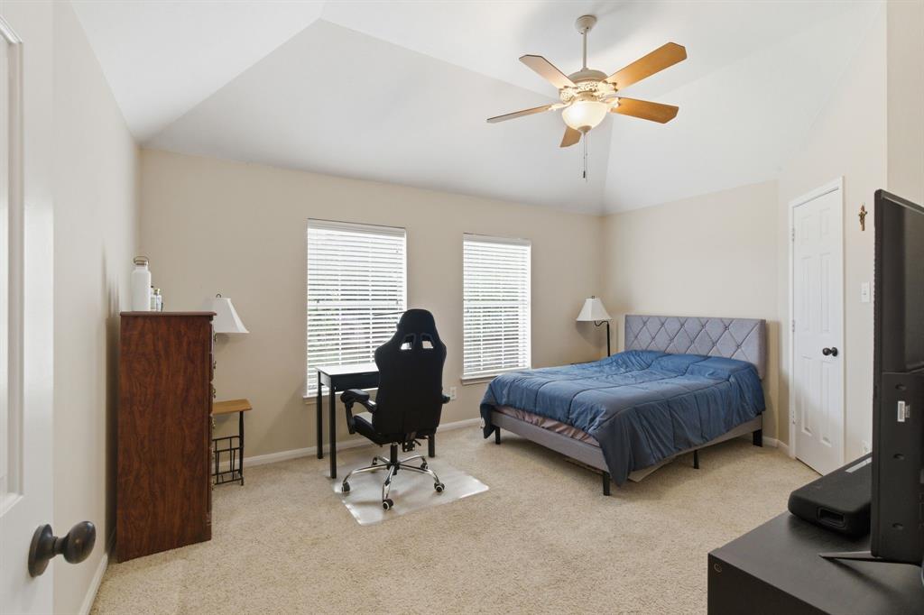 Lakes Of Highland Oaks The - Residential