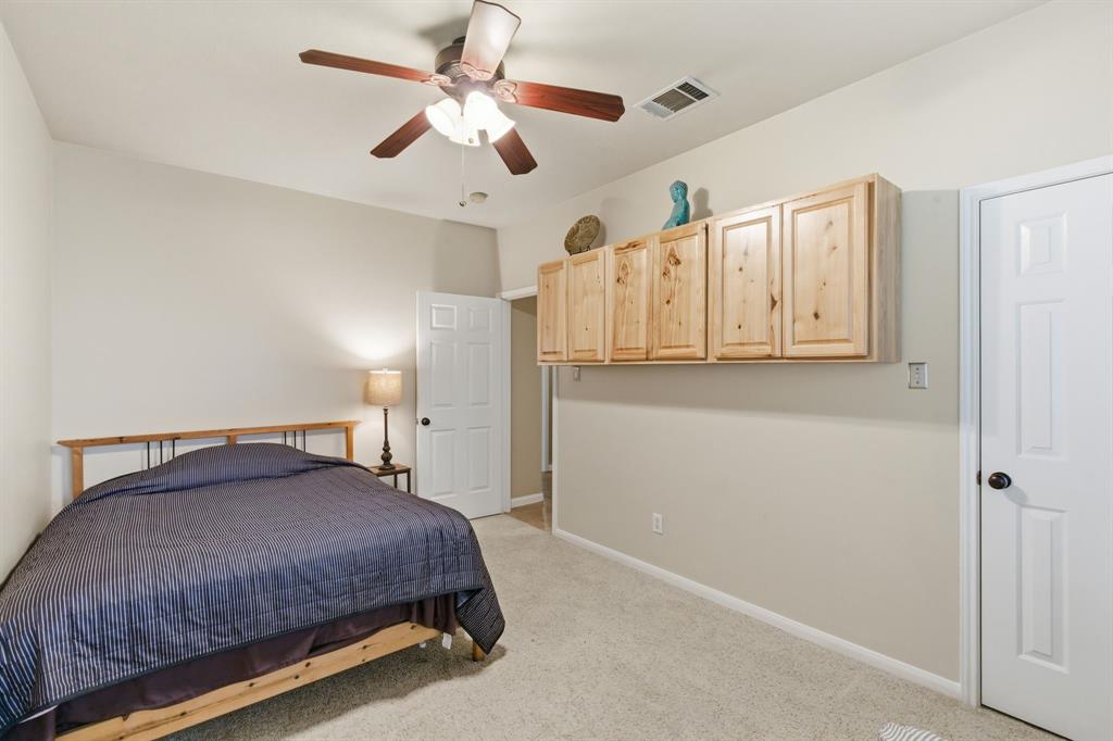 Lakes Of Highland Oaks The - Residential