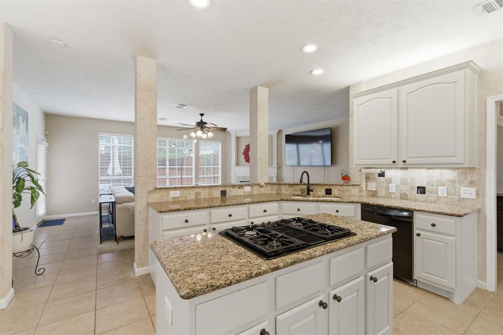 Lakes Of Highland Oaks The - Residential