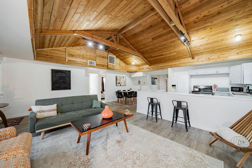 Whispering Oaks - Residential