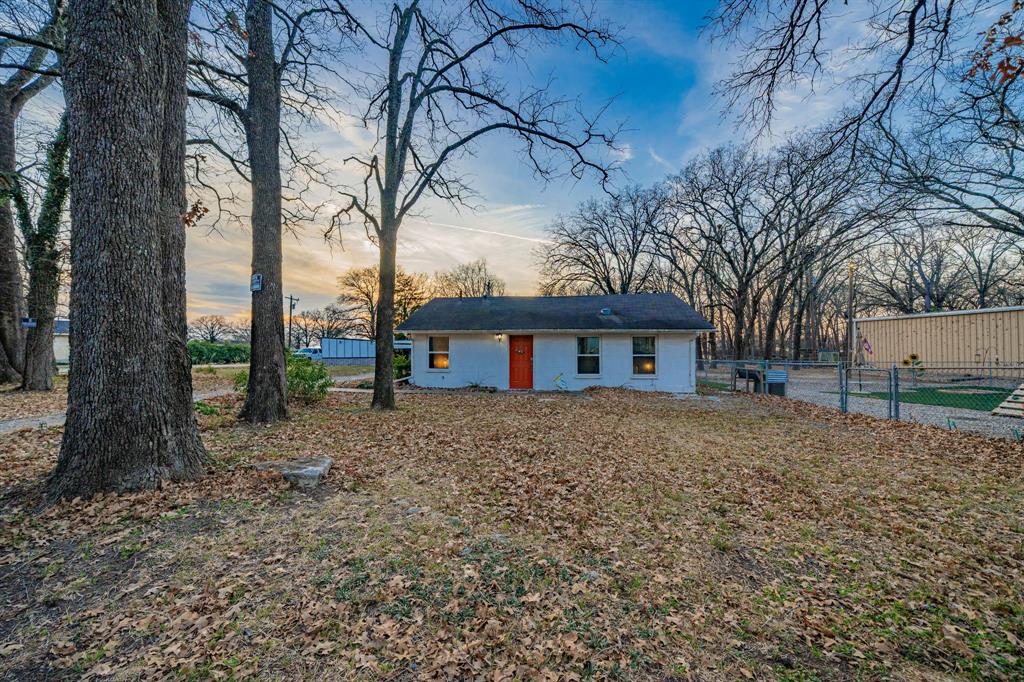 Whispering Oaks - Residential