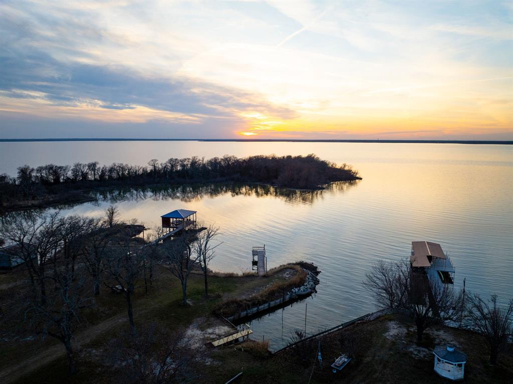 Whispering Oaks - Residential