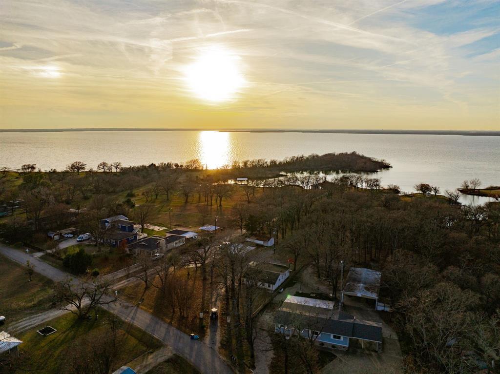Whispering Oaks - Residential