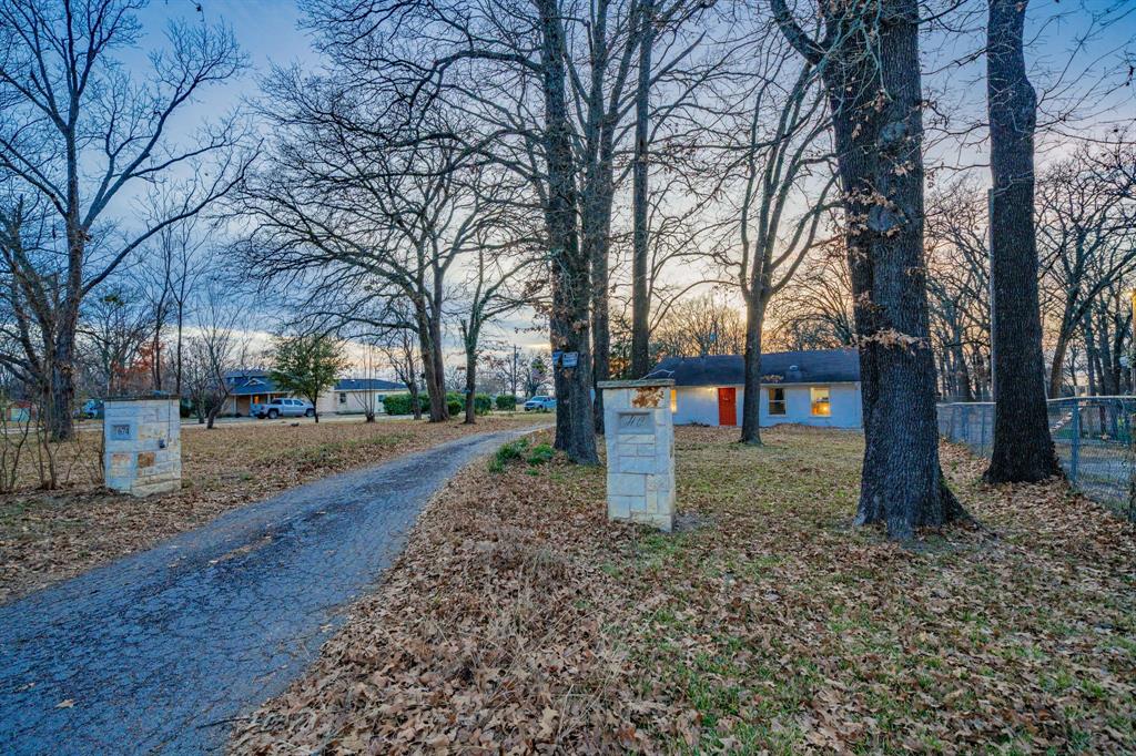 Whispering Oaks - Residential