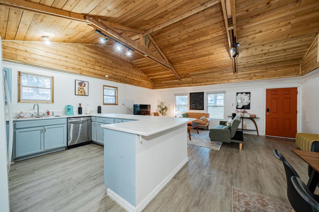 Whispering Oaks - Residential