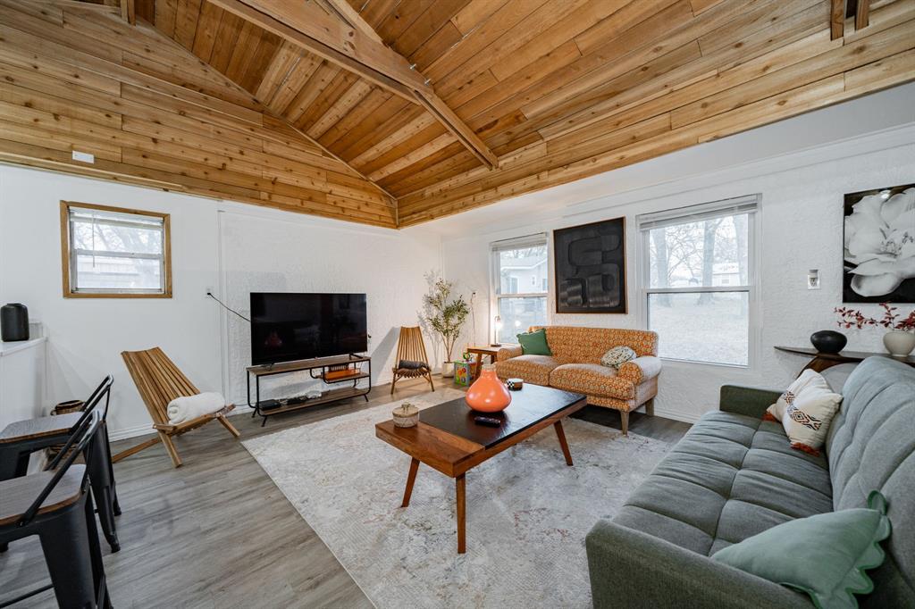 Whispering Oaks - Residential