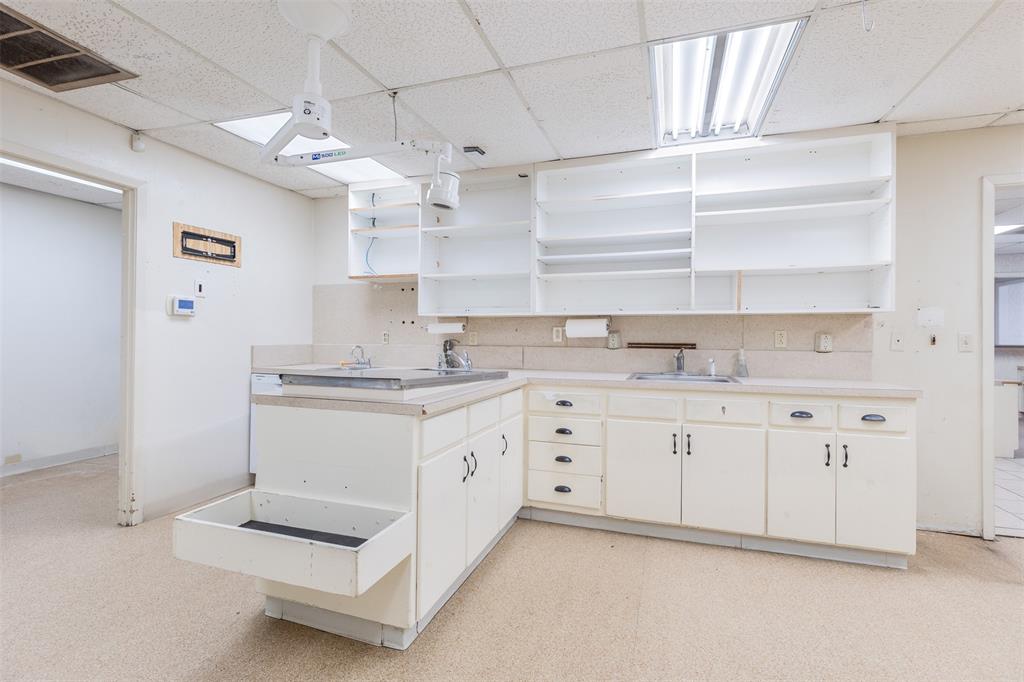 MCANAIR JB - Commercial Sale