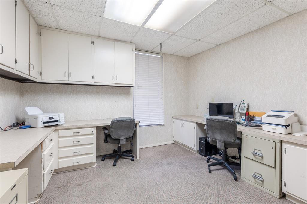 MCANAIR JB - Commercial Sale