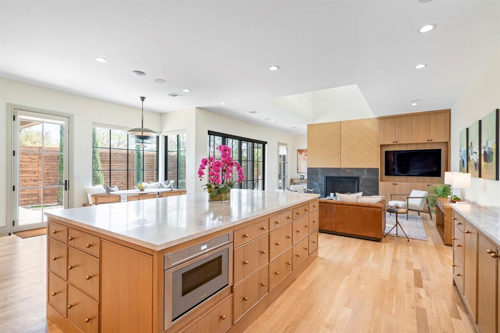 Lakeshore Hills Rev - Residential