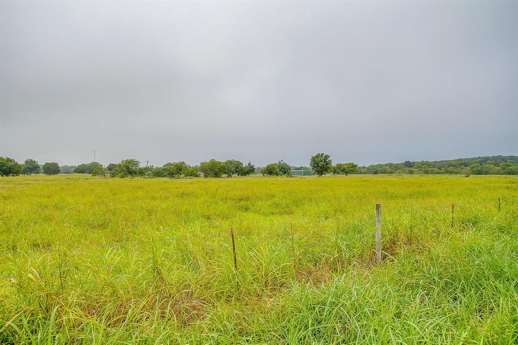COUNTRY OAKS - Land