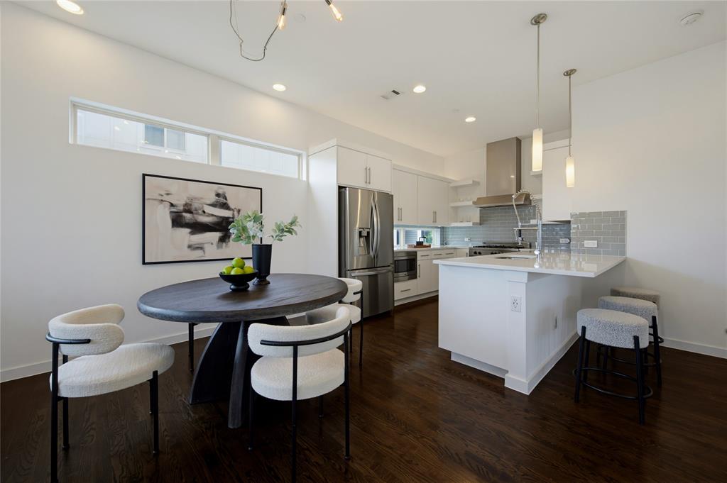 ALTA SUMMIT TOWNHOMES - Residential