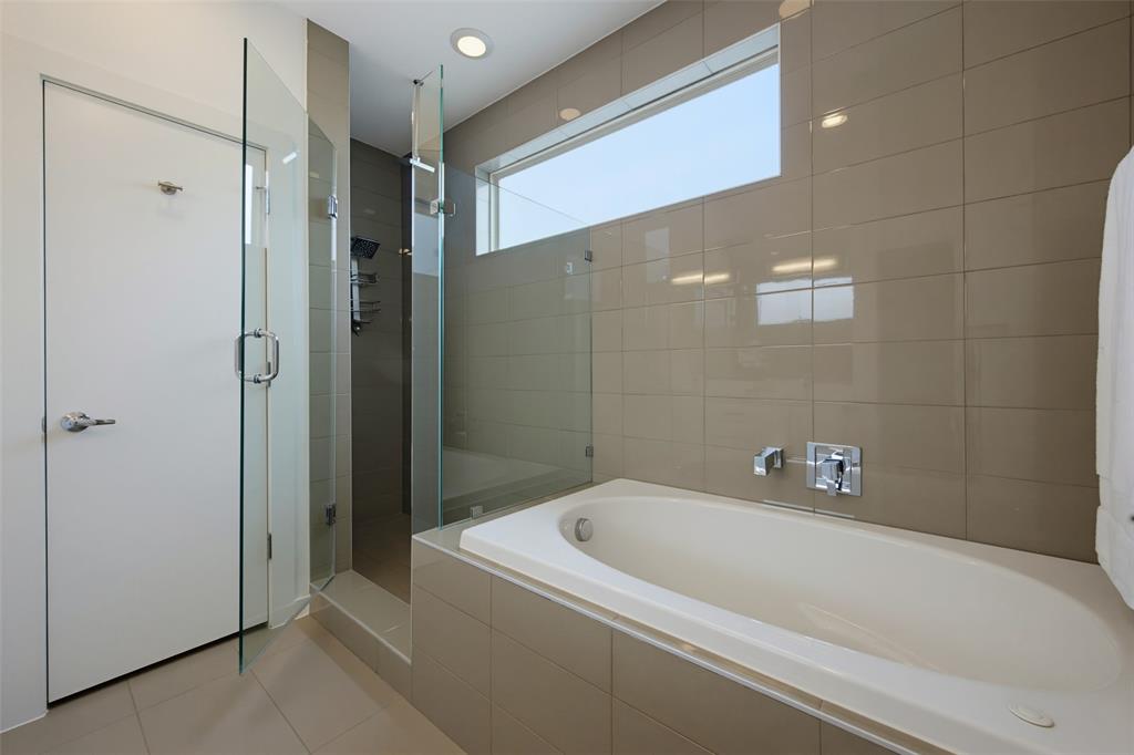ALTA SUMMIT TOWNHOMES - Residential