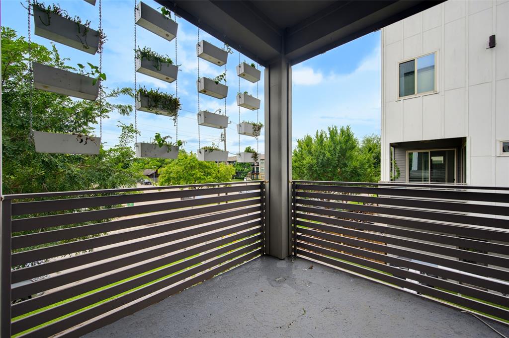 ALTA SUMMIT TOWNHOMES - Residential