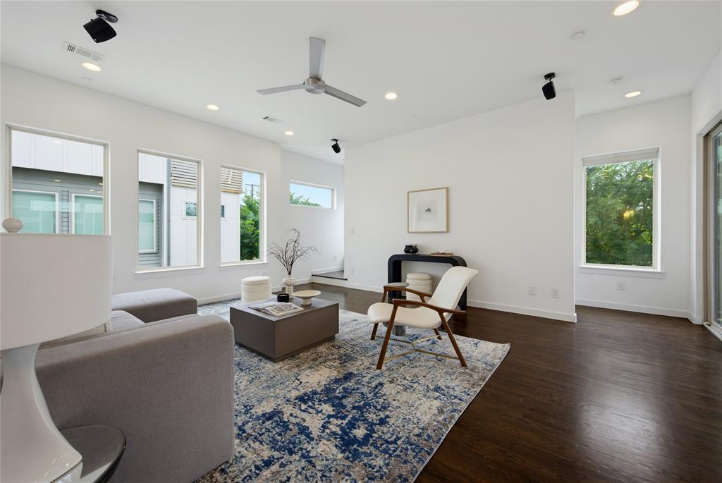 ALTA SUMMIT TOWNHOMES - Residential