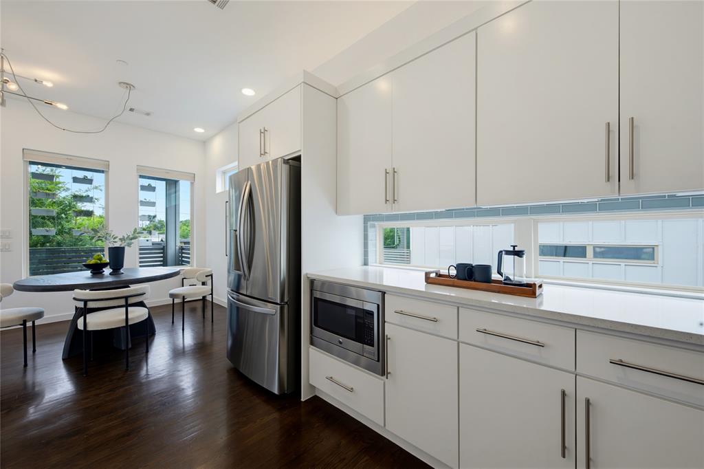ALTA SUMMIT TOWNHOMES - Residential