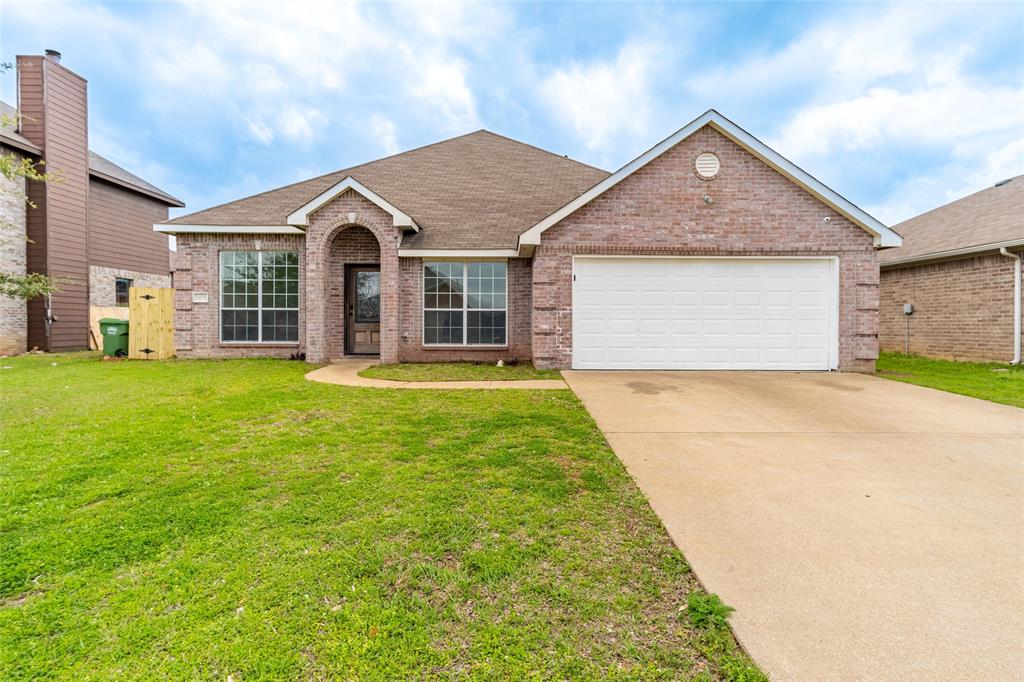 MOVE-IN-READY! Featuring 5 bedroom or 4 with home office, 2 full baths, main suite is split from secondary bedrooms. The master suite has jet tub, separate shower, dual vanities and huge walk-in closet. Enjoy the wonderful private backyard with quiet covered patio for relaxing. Fresh paint throughout, new carpet, energy efficient LED lights. No HOA. Fridge included! Make this your home! Come tour today!