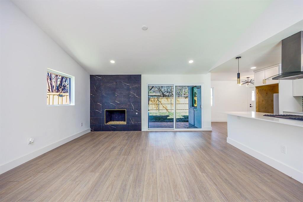 Royalhaven Rev - Residential