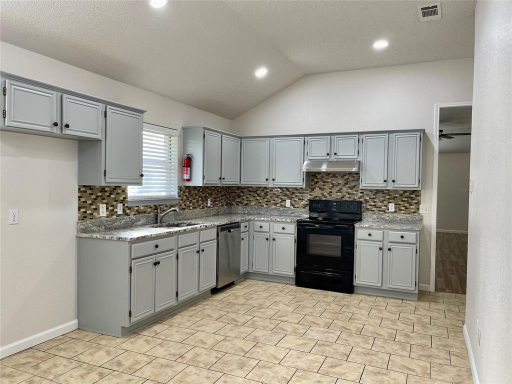 Stonybrooke South Add - Residential Lease
