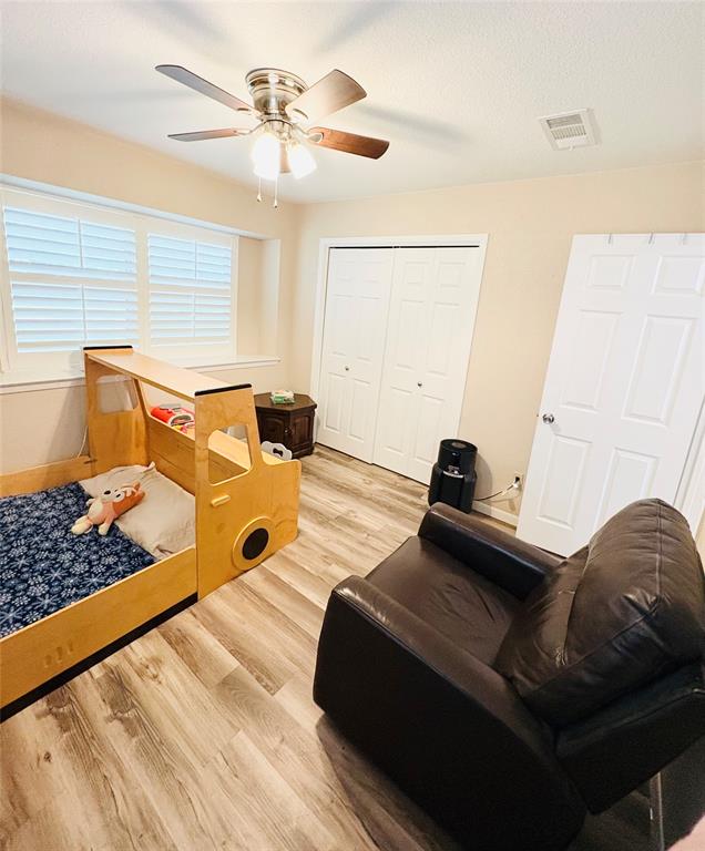 Crestwood - Residential