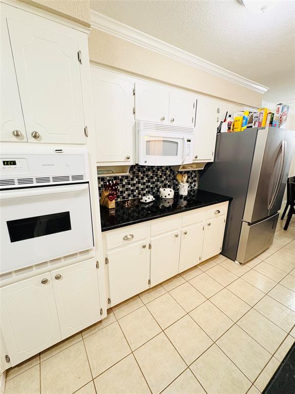 Crestwood - Residential