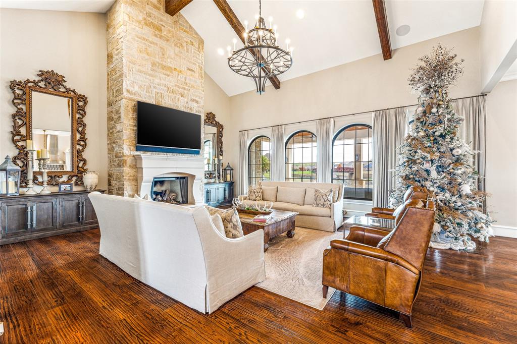 Resort on Eagle Mountain Lake - Residential