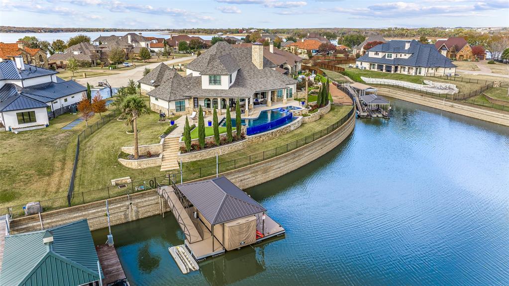 Resort on Eagle Mountain Lake - Residential