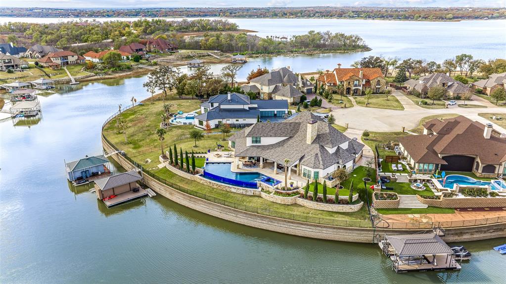 Resort on Eagle Mountain Lake - Residential
