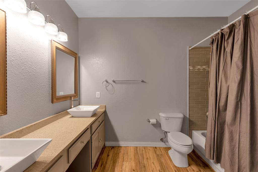 LAKE HIGHLANDS @ LAKE RAY HUBBARD - Residential