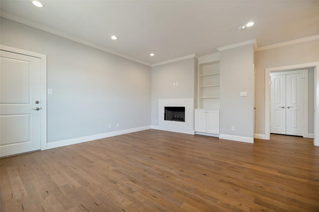 Royal Lane Condo 5800 - Residential