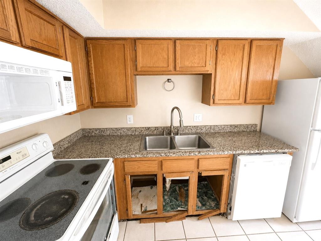 Richland Trace Condos - Residential