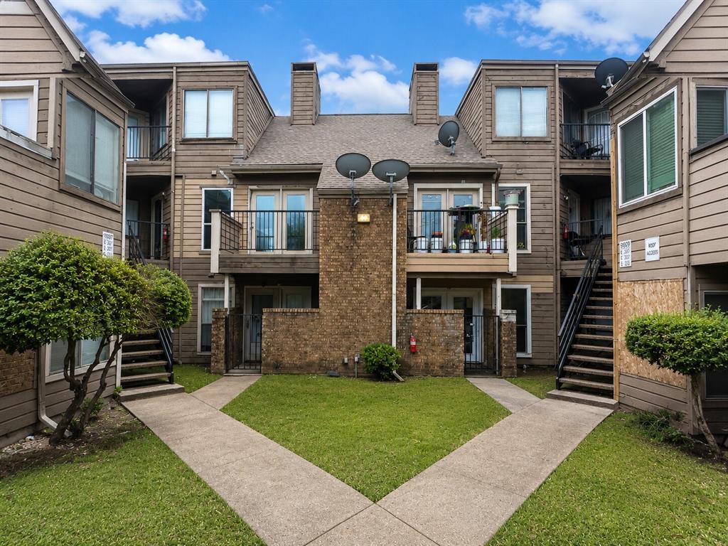 Richland Trace Condos - Residential