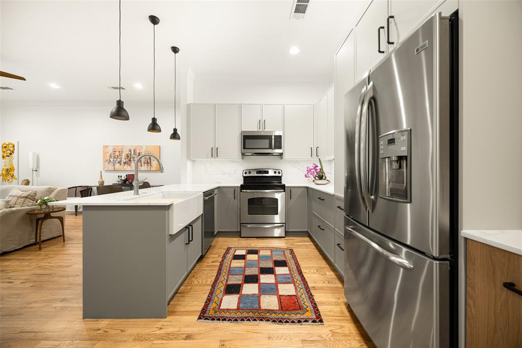 Ross Ave Condo - Residential
