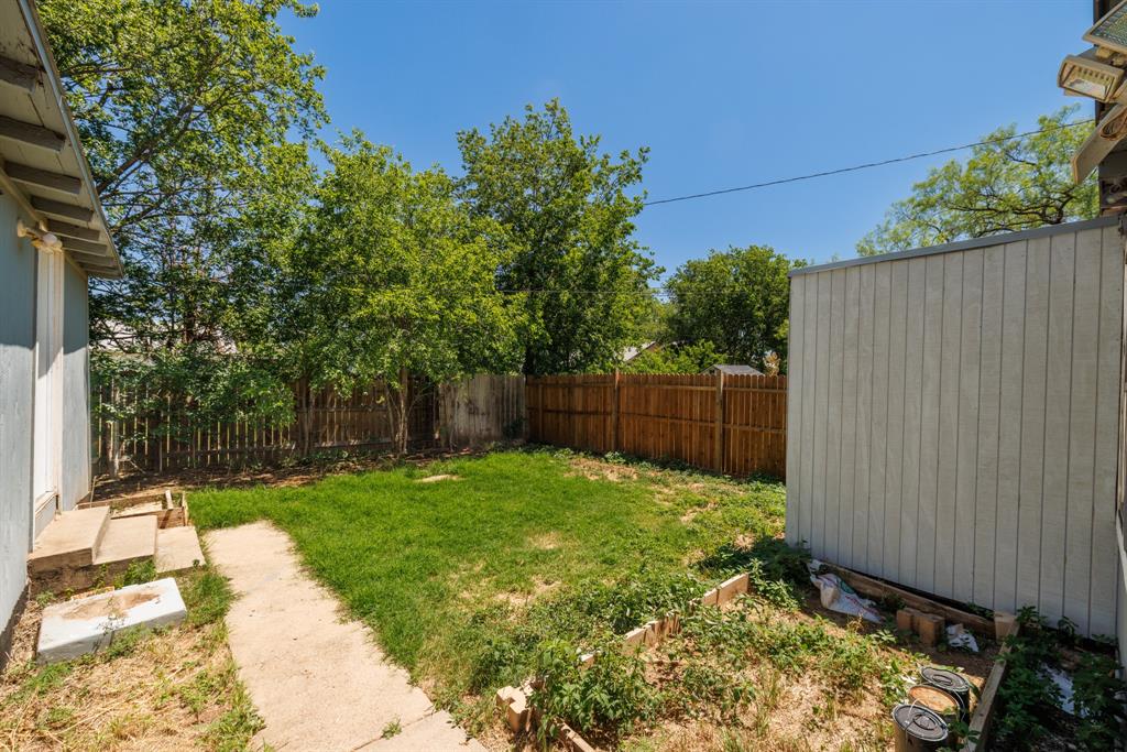 Jalonick 1st - Residential