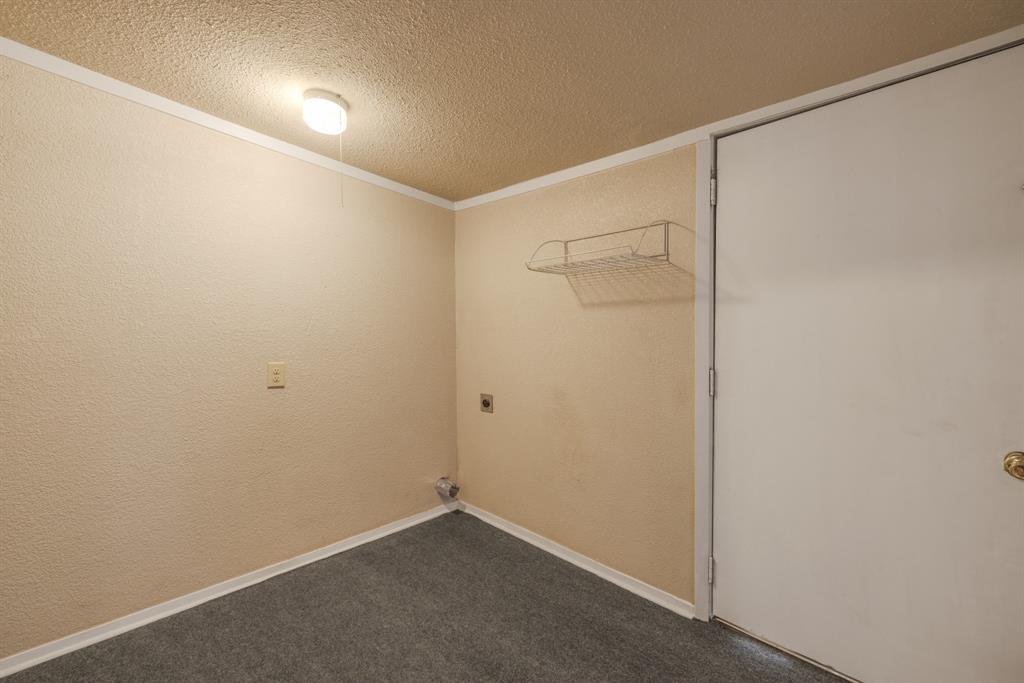 Jalonick 1st - Residential