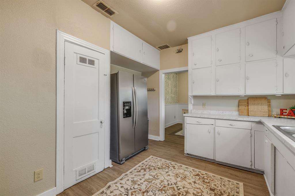 Jalonick 1st - Residential