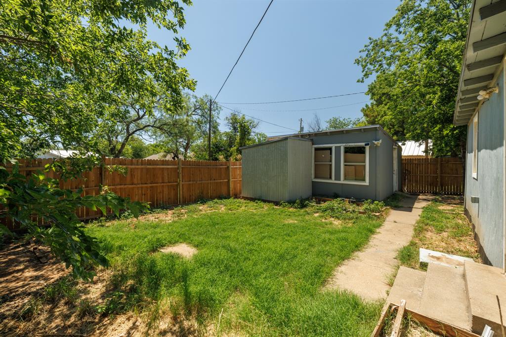 Jalonick 1st - Residential
