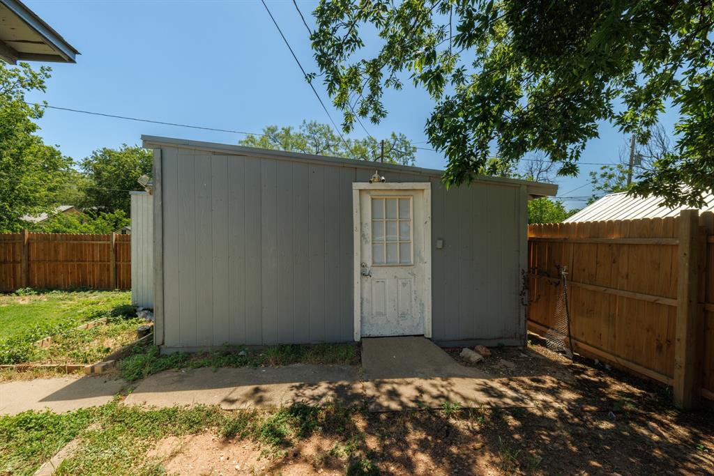 Jalonick 1st - Residential