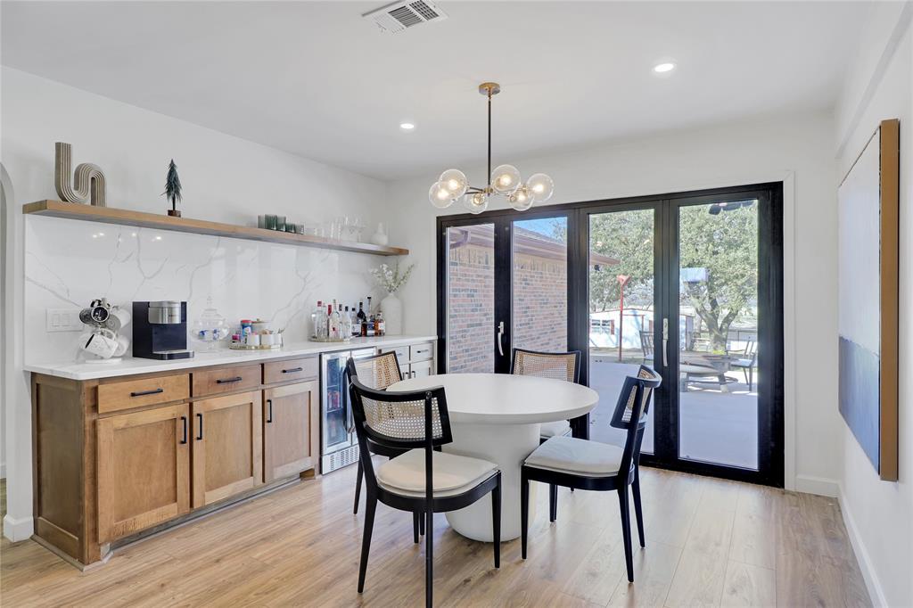 Moore Lonson - Residential