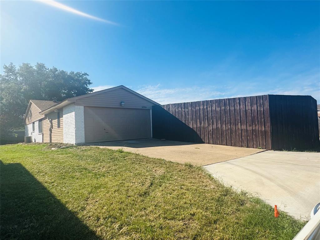 TRAILWOOD 6 - Residential