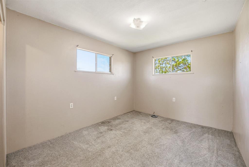 ORIG DELEON, BLOCK 19, LOT 14 PT OF, ACRES .0, (T - Residential