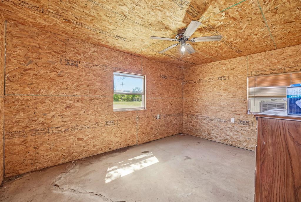 ORIG DELEON, BLOCK 19, LOT 14 PT OF, ACRES .0, (T - Residential
