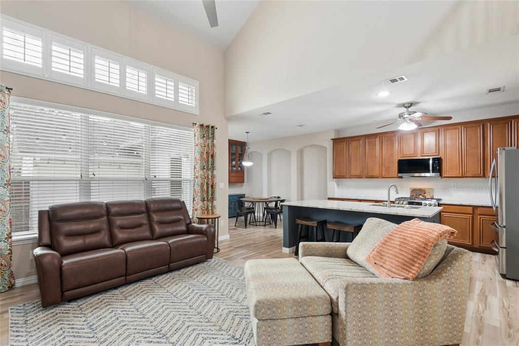 Home Town Nrh West - Residential
