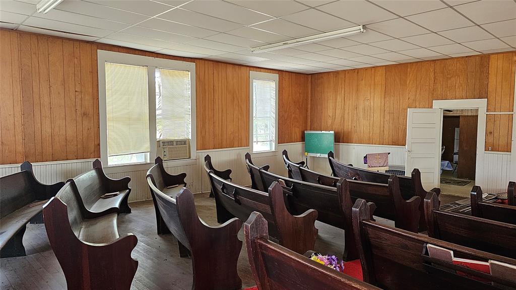 B Blanton - Commercial Sale