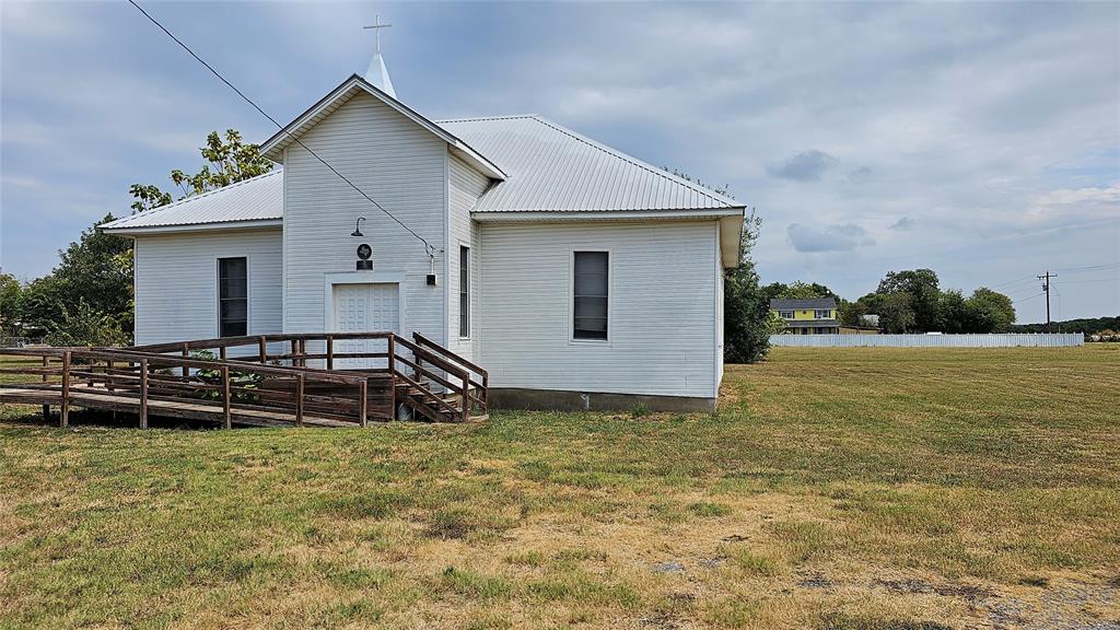 B Blanton - Commercial Sale