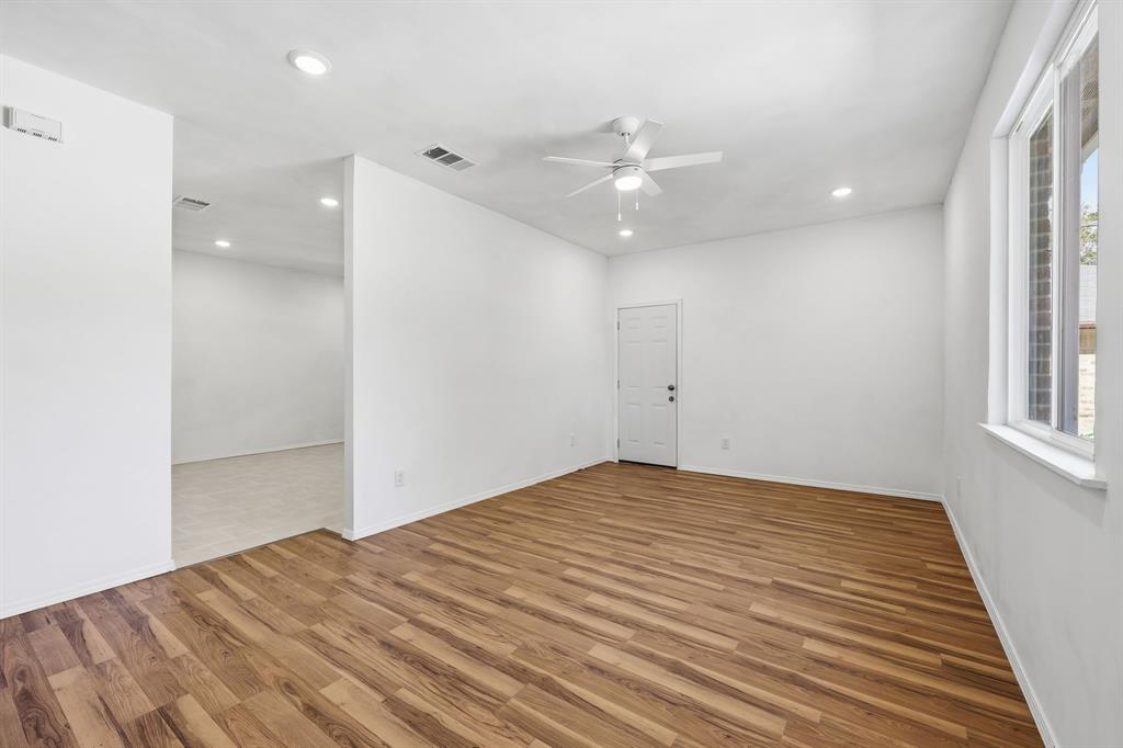 Oak Lakes - Residential