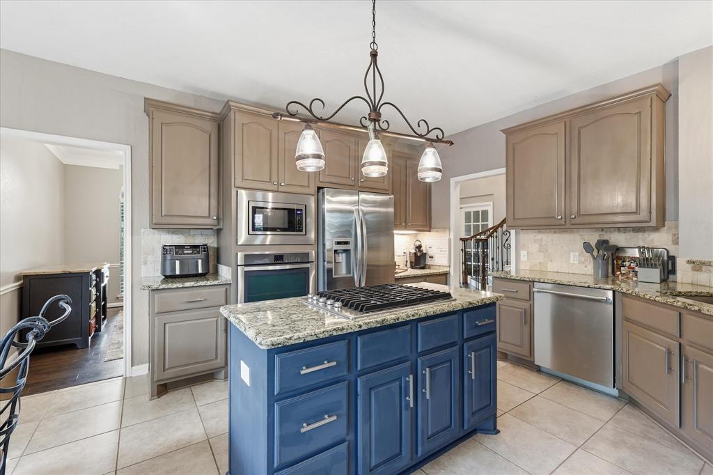 Lakes Of Highland Oaks The - Residential